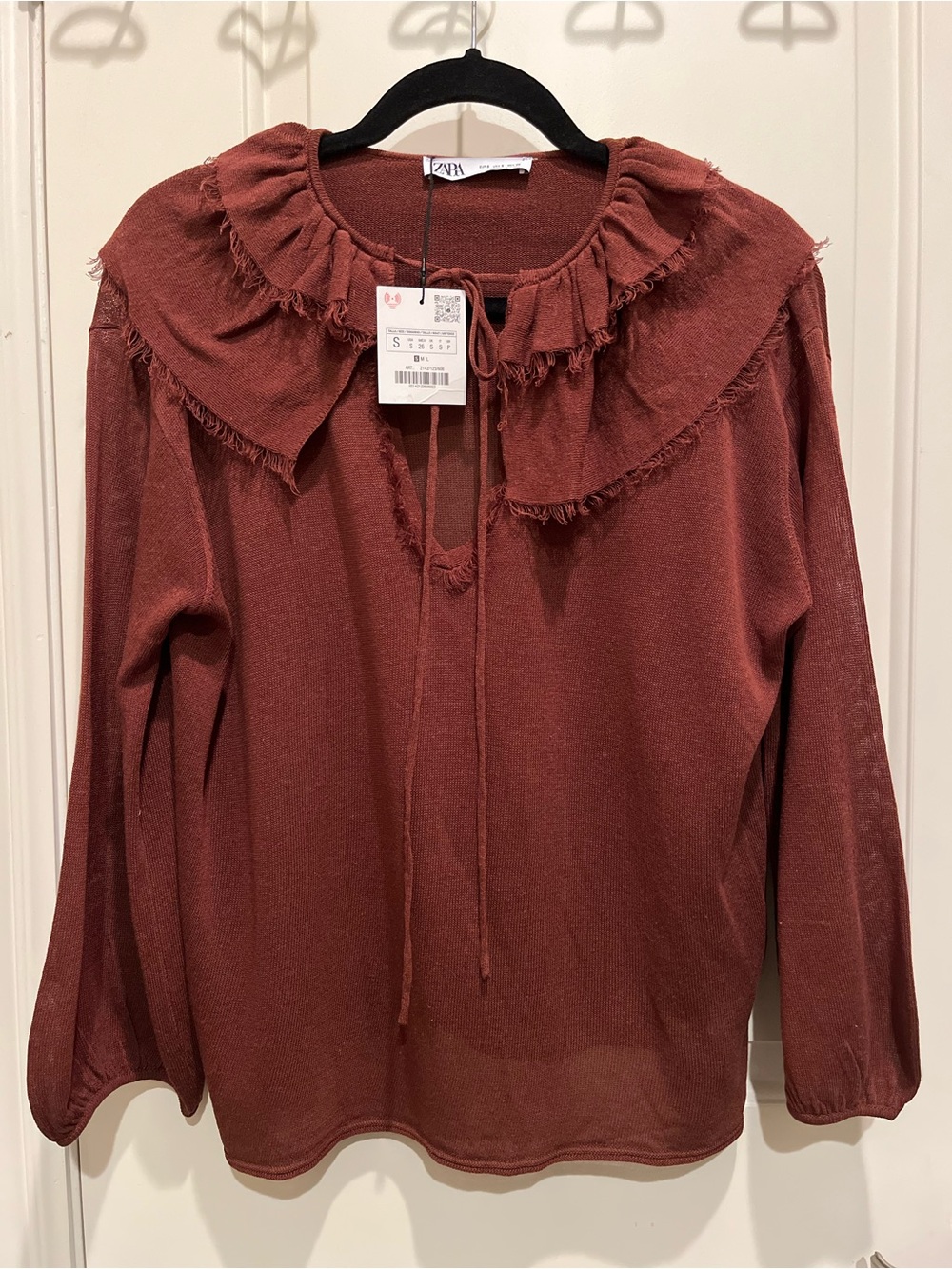 Zara NWT Burgundy Ruffle Trim Tie Front Knit Top S
